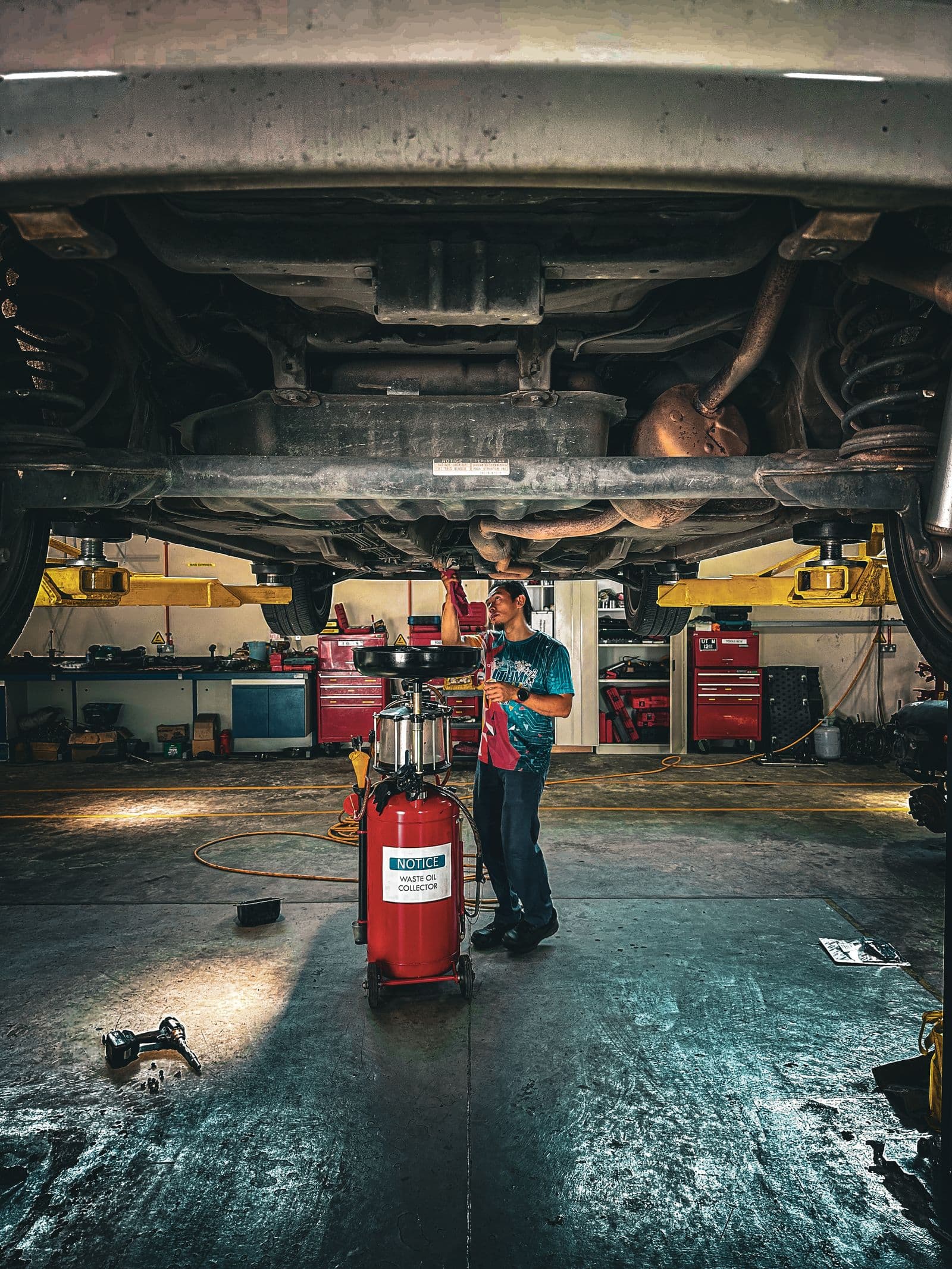JBHS Car Center service bay